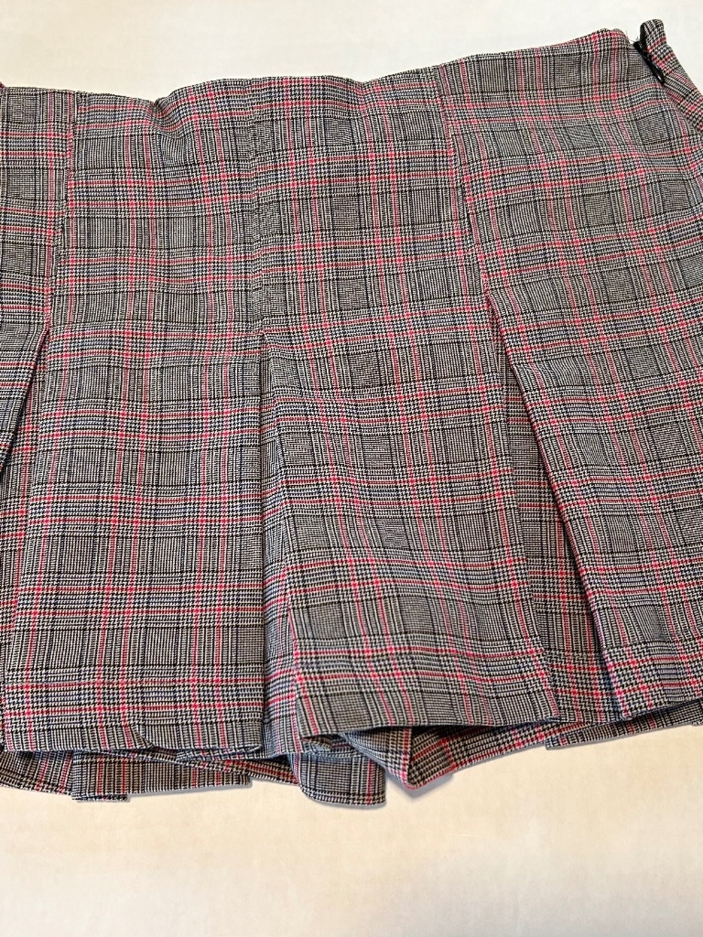 Wild Fable, skort, plaid black/white/red, M